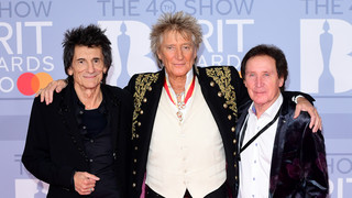 Ronnie Wood trommelt die Faces zusammen