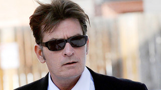 Charlie Sheen unterstützt Basketball-Bundesligist