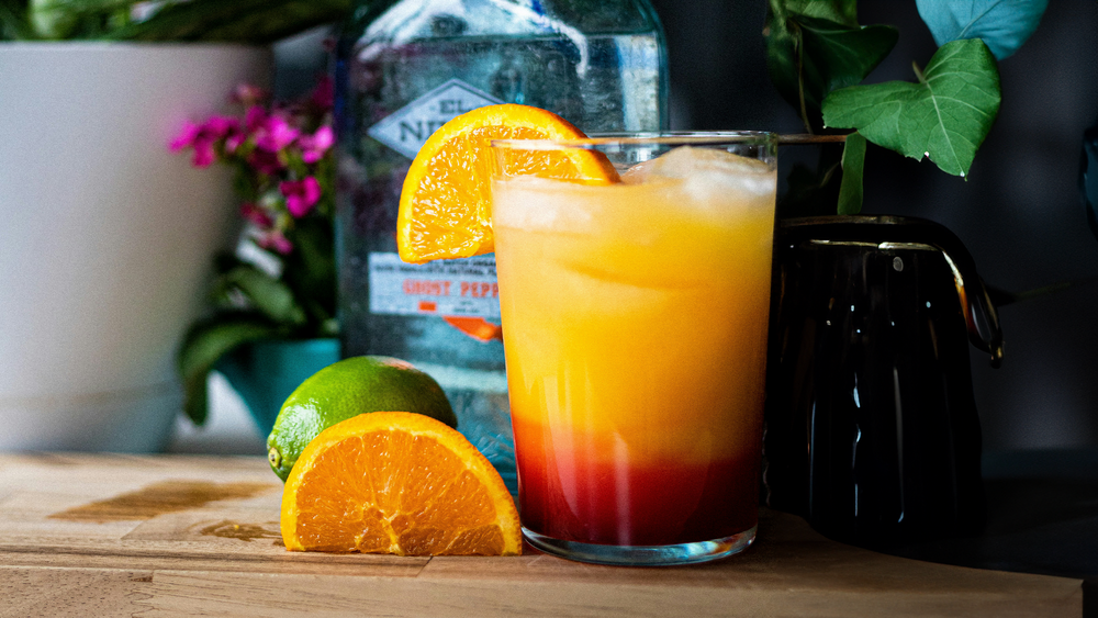 Eine sommerliche Mischung aus Tequila, Orangensaft und Grenadine 
