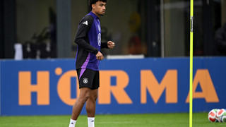 DFB-Elf mit Brown und Burkhardt - Völler zu harmony.fm: "Absolut verdient"