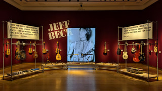 Gitarrensammlung von Jeff Beck für Millionen versteigert