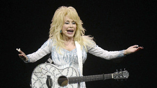 Hall of Fame: Dolly Parton verspricht Rockalbum