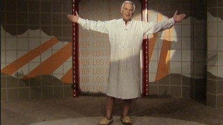 80er-Ikone Blacky Fuchsberger: TV-Legende im Nachthemd