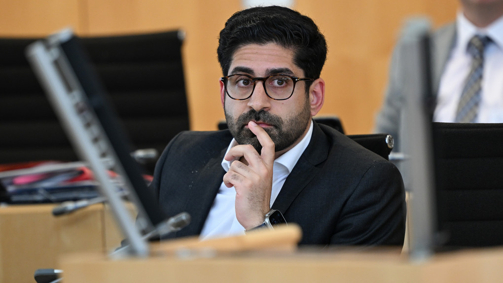 Mansoori-Pläne gestoppt: Kürzungen an Gesamtschulen kommen