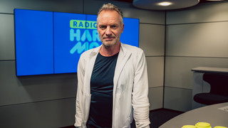 Sting singt "Russians" für mutige Ukrainer & Russen