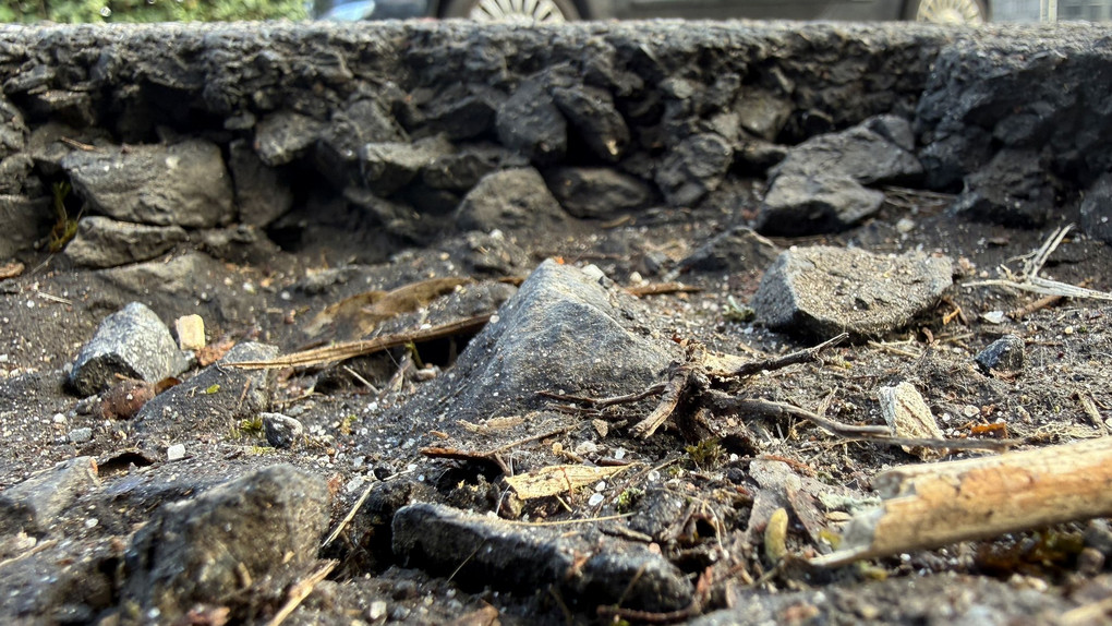 Kampf gegen Schlaglöcher nach brutalem Winter