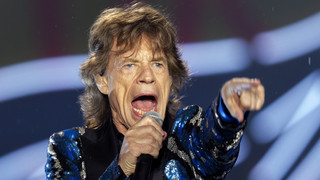 Mick Jagger zeigt was man in Quarantäne tun sollte