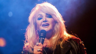 Bonnie Tyler: liebt 'Total Eclipse of The Heart' immernoch