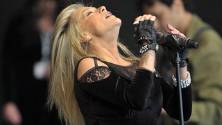 Warum ein Flugzeug mit 80er-Star Samantha Fox am Boden bleiben musste