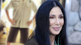 Schönheits-OPs: 80er-Legende Cher nennt "Vogue"-Reporter einen "Arsch"