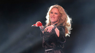 Polizeischutz für Kylie Minogue bei Köln Konzert