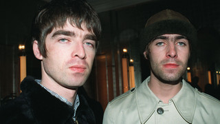 Oasis: Noel Gallaghers zerstörte Gitarre kommt unter den Hammer