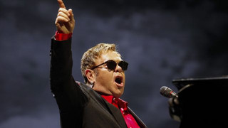 Elton John: Hoch geflogen, aber auch tief gefallen
