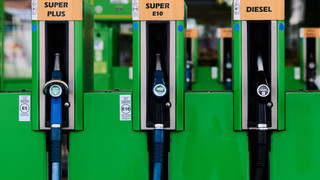 Neuer Tankrabatt Verhandlungen über Entlastungen