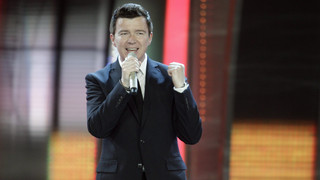 Rick Astley wird 60: Vom 80er-Stern zum Internet-Phänomen