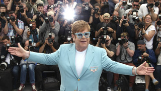 Elton John begeistert Fans in Cannes