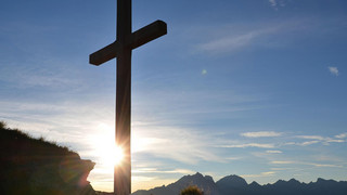 Ausgesprochen Himmlisch am 16. November: Trauer und Diamanten aus Asche