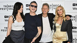 Premiere von Konzertfilm: Depeche Mode überraschen mit neuem Song