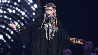Madonna trägt jetzt Burka