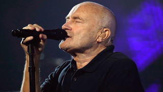 Phil Collins: Samt Stuhl auf der Bühne umgekippt