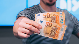Mit harmony-Treuepunkten im Mai 100 Euro gewinnen