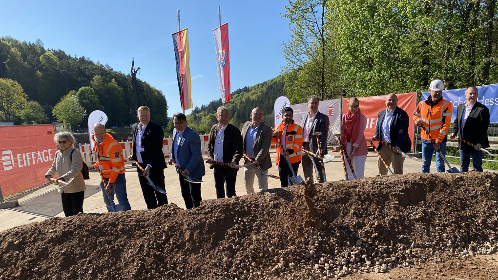 Neue Zeller Brücke an der B45: Jetzt wird gebaut