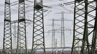 Stromausfall in Langen: Unbekannte hebeln Trafostation auf