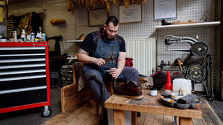 Schuhmacherei Lenz Inside - die älteste Schuhmacherei Frankfurts