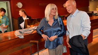 Linda Evans reist auf dem Traumschiff