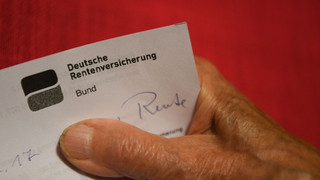 Breite Debatte über Vorschläge der Rentenkommission